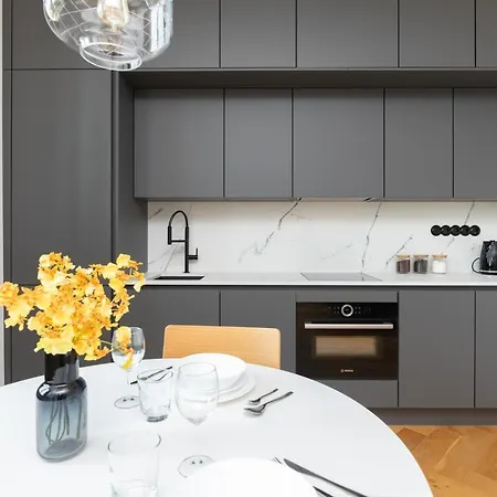 Apartment Hilltop - Grand Gonsiori